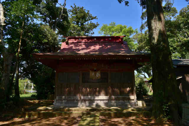 熱田神社築地拝殿