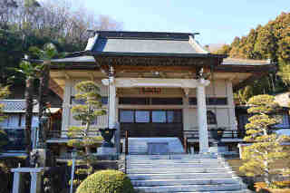 龍谷院
