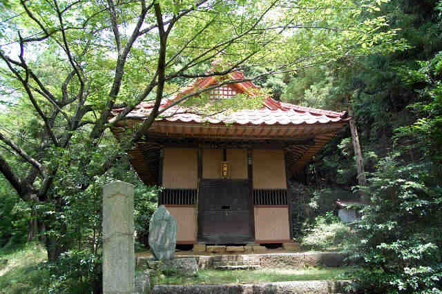 八幡神社小田