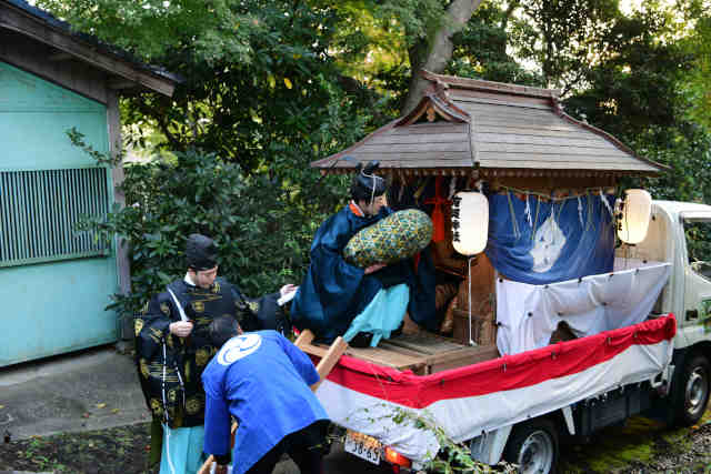 �L��_�Ј�n�䉼�{