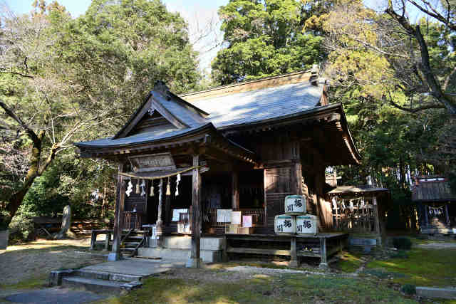 磯部稲村神社