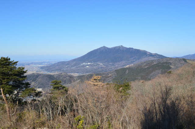 宝篋山から筑波山の眺望