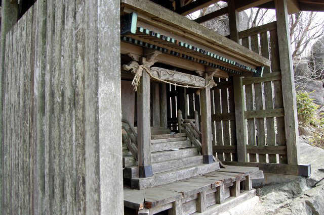 安座常神社