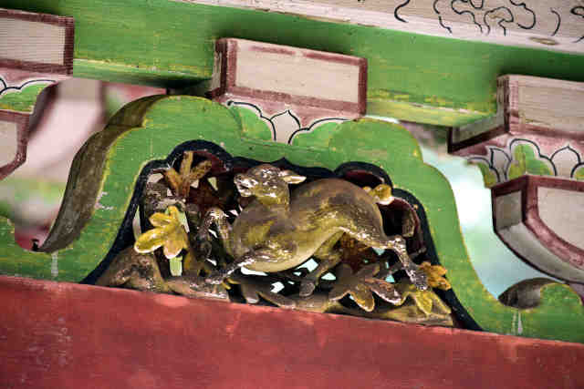 春日神社蟇股右