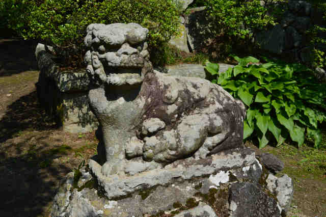 参道狛犬左
