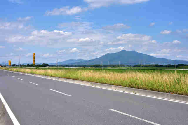 国道２９４号と筑波山