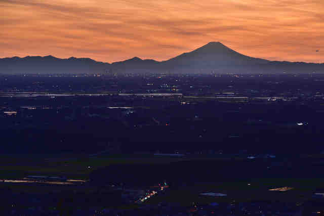 筑波山中腹から見た関東平野の夕景