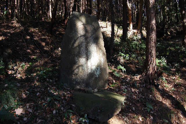 ��\�O�鋟�{��