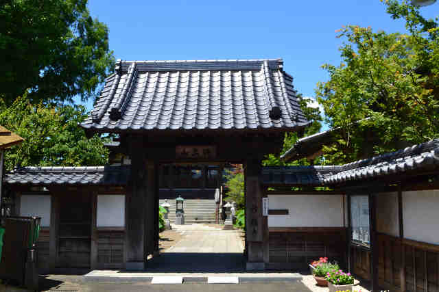 新福寺山門