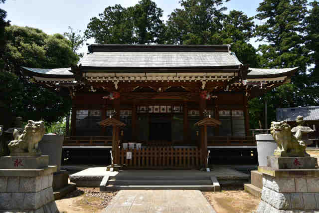 大戸神社拝殿