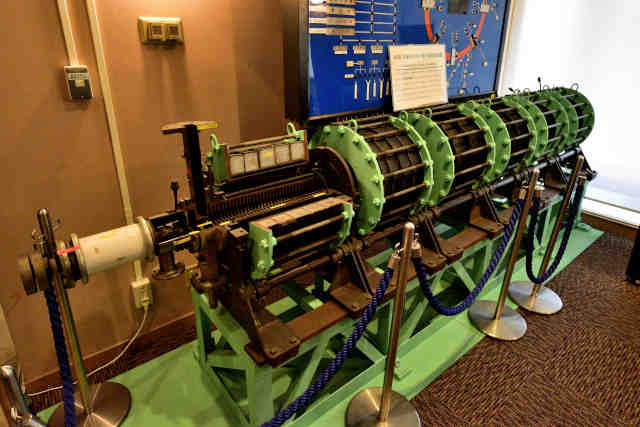 電子線形加速器