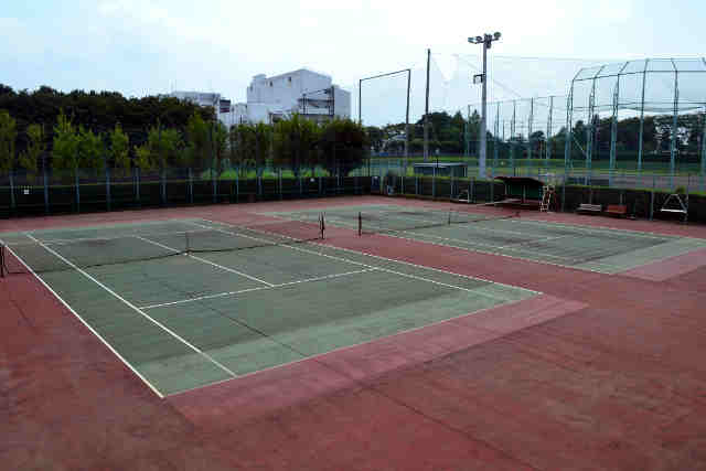 東光台運動公園テニスコート
