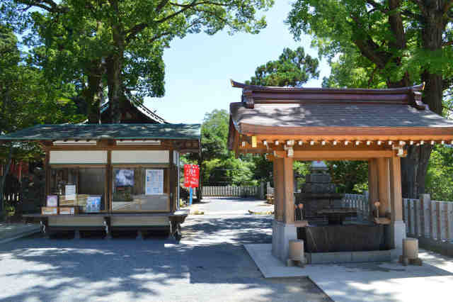筑波山神社拝殿前